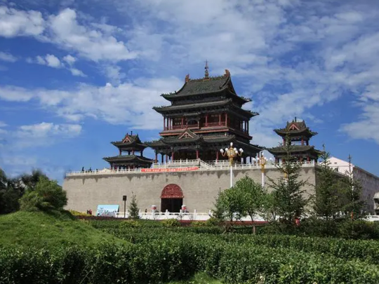 寿阳县免费发放“老年人防疫爱心包”