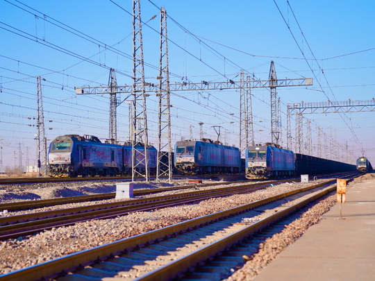 我省提前完成全年13亿吨煤炭产量任务，产量位居全国第一