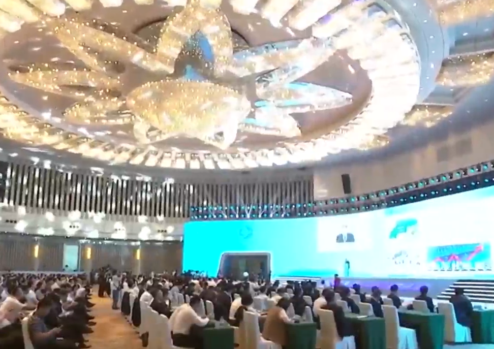 2023年晋阳湖·数字经济发展峰会：乘“数”而上话发展