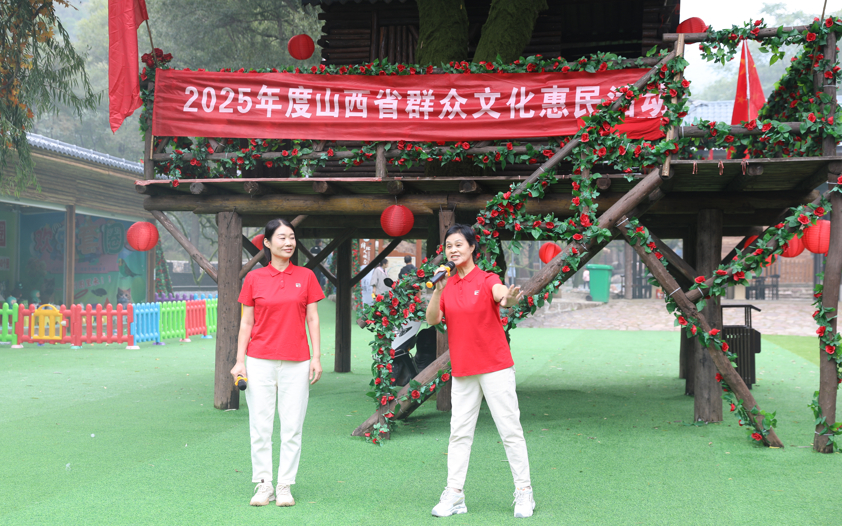 晋善警美 · 阳光下的守护 | 法治公安主题宣传活动——反诈快板普知识 游客笑颜度国庆