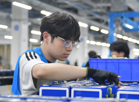 一习话·迈向“十五五”｜“把发展经济的着力点放在实体经济上”