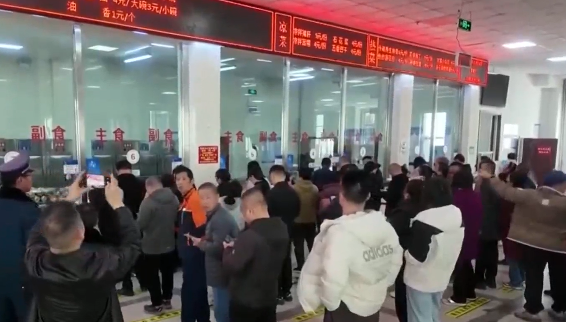 【厉行节约 反对浪费】我省各地党政机关带头过“紧日子”