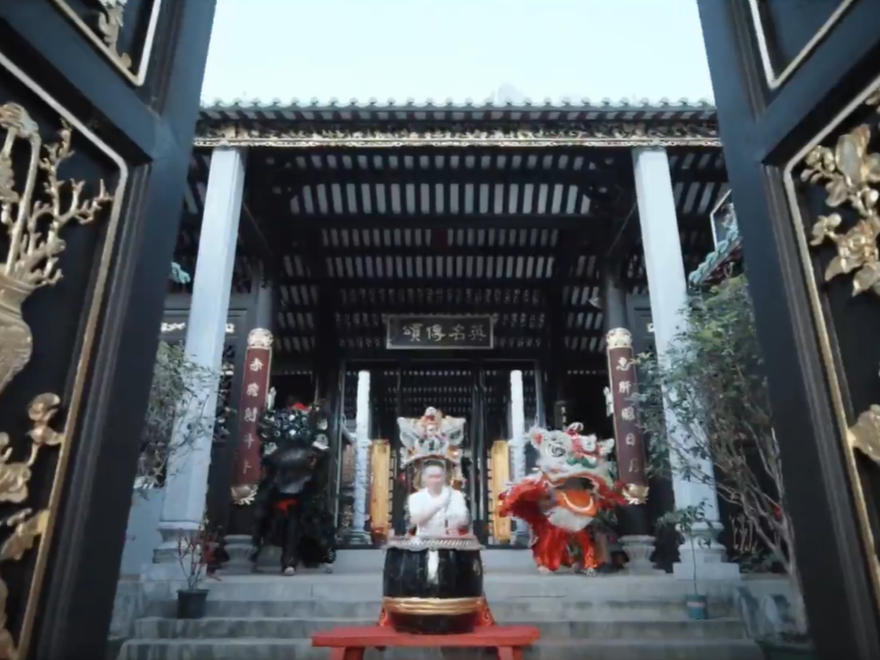 挖到宝了！1800 年前的刘关张，居然是佛山醒狮的真原型！