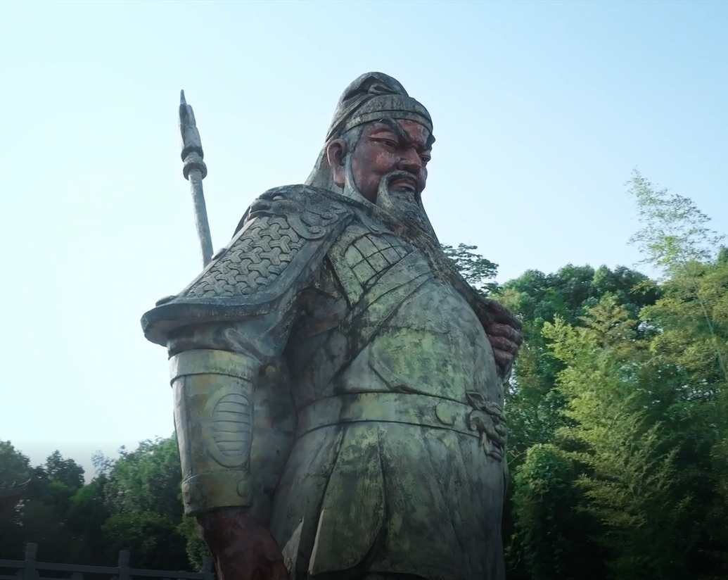 斩华雄见快，拖刀计显智，关羽OG（老炮儿）的实力无需多言！