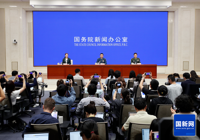 新型坦克、定向能武器、战略导弹等将亮相