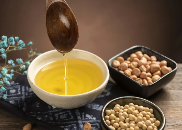 新研究：“三种油”再香也要管住嘴！加速肿瘤生长，抑制免疫细胞