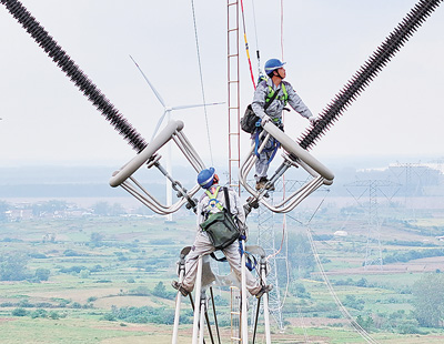 坚持协调发展，促进城乡融合和区域联动（稳中求进、提质增效 实现“十五五”良好开局）