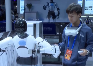 视频丨机器人训练基地升级扩容 具身智能产业生态加速构建