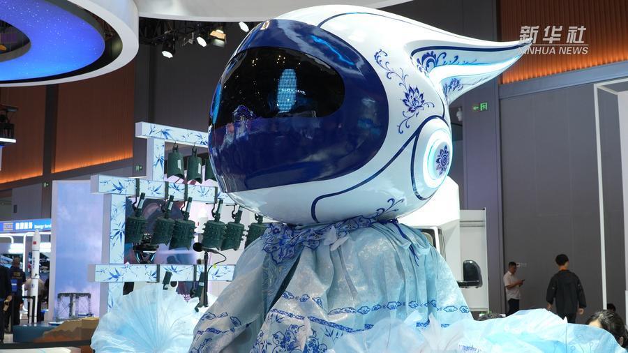 2026服贸会｜打卡展会亮点 对话国际来宾