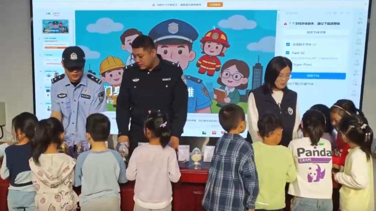 【全民国防教育月】警校合作筑防线 普法惠民进校园